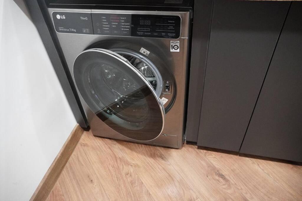 Lovely, Newly Remodeled Apartment In Yerevan! Luaran gambar